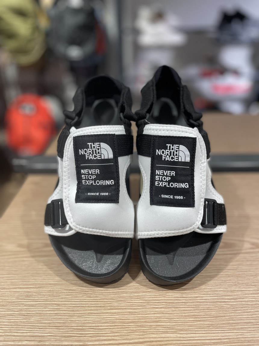 THE NORTH FACE - UTILITY SANDAL (WHITE)
