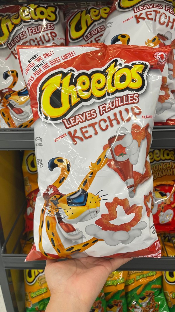 【加拿大空運直送】Cheetos Leaves Feuilles Ketchup 楓葉番茄醬芝士味零食 (限量版) 170 g